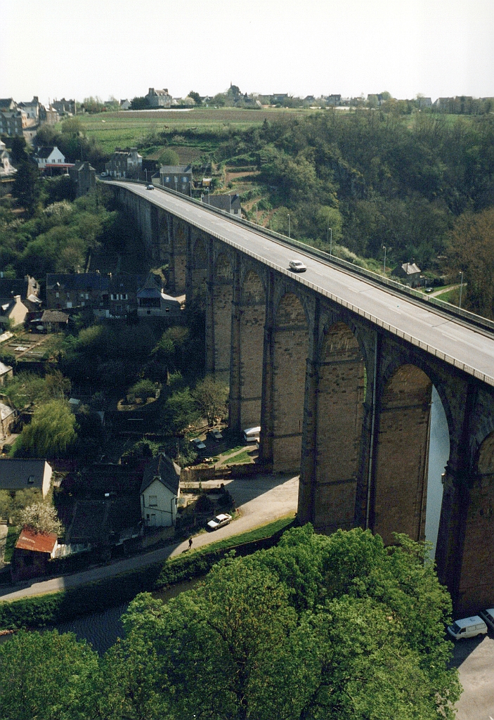 1996 - Bretagne 11 (Dinan).jpg